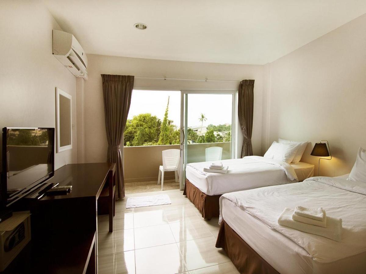 The Farm House Hotel Ranong Exterior photo