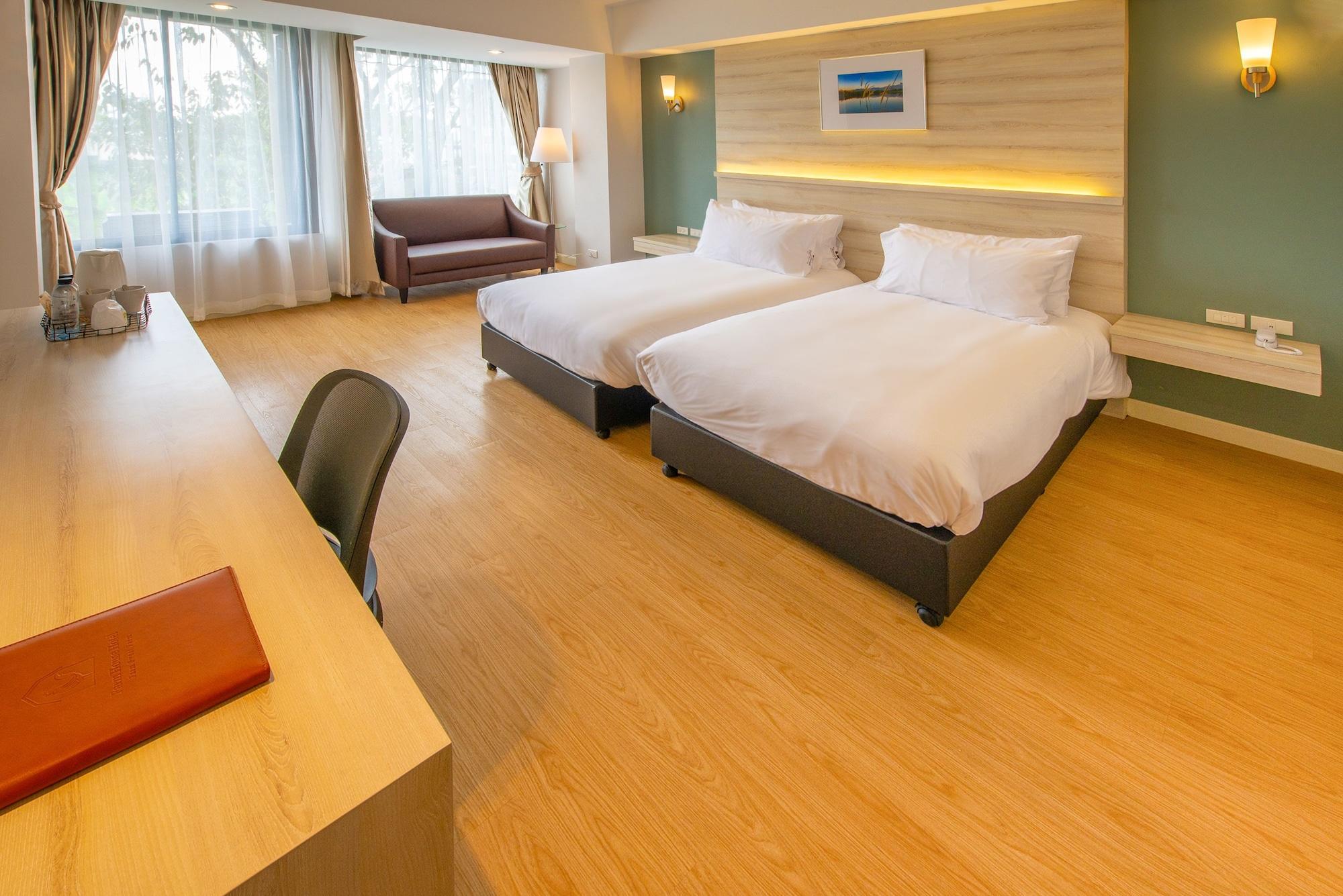 The Farm House Hotel Ranong Exterior photo