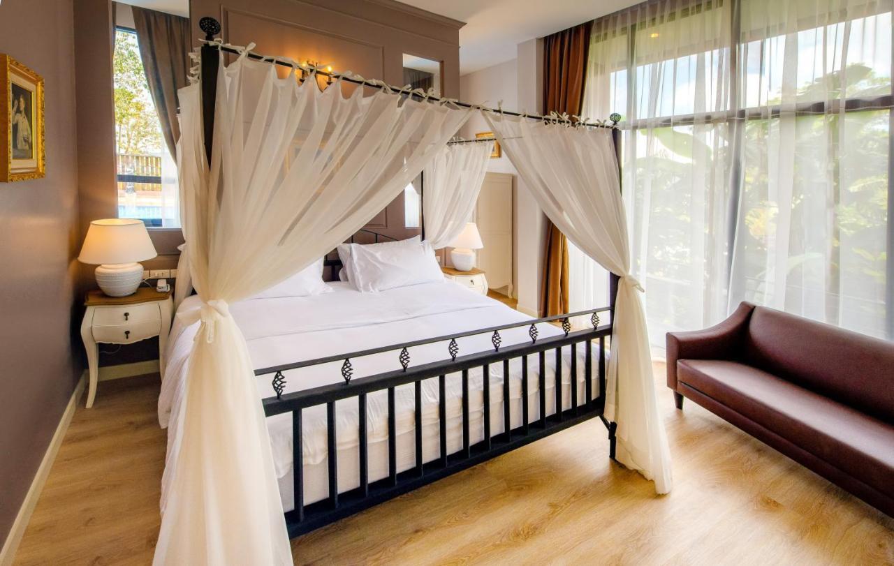 The Farm House Hotel Ranong Exterior photo